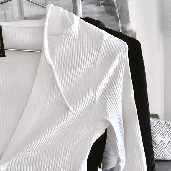 CALLA WHITE MODERATE BODYSUIT - Picture 6 of 7